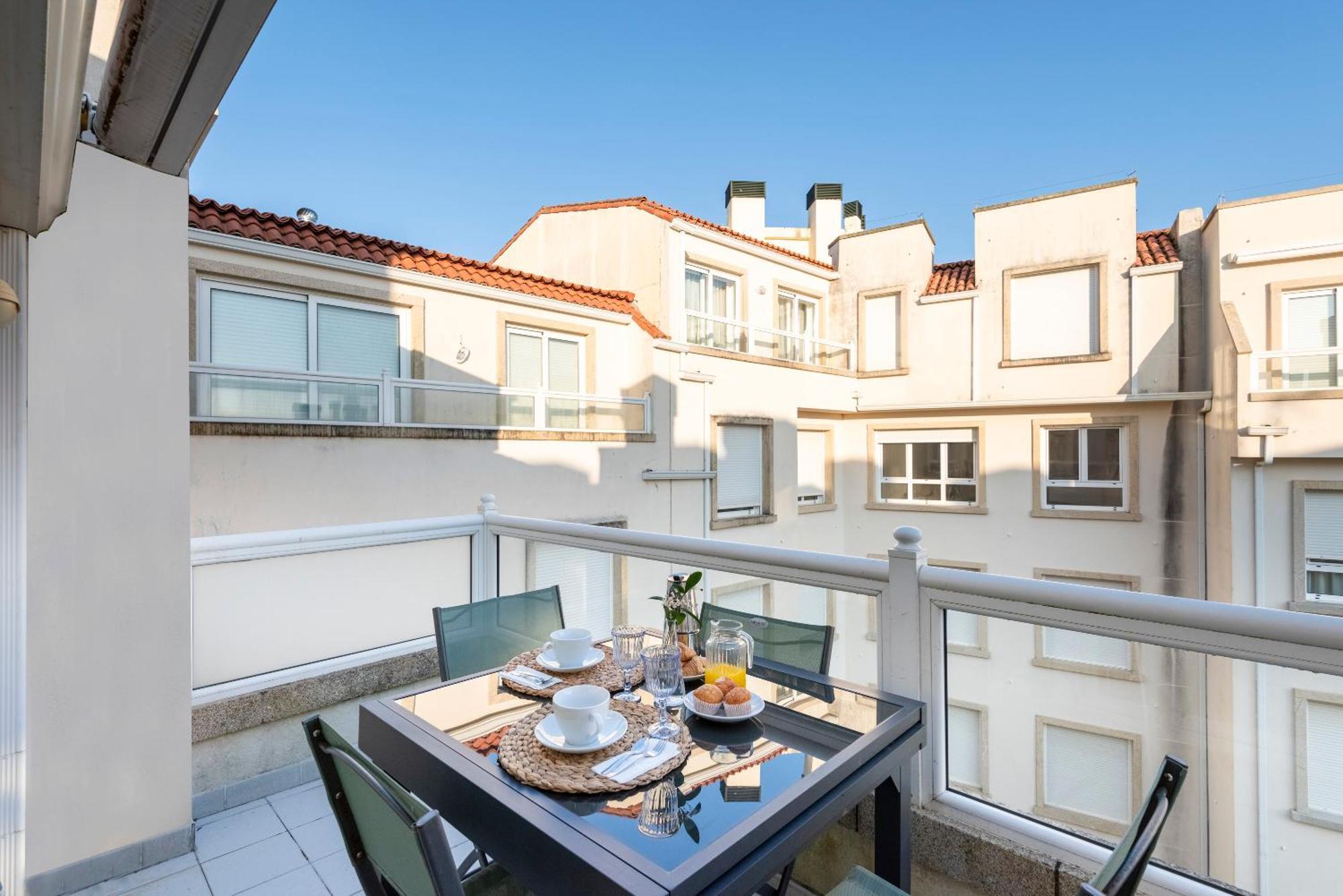 Apartamento Playa Silgar -50 M Playa Con 2 Garajes Y 3 Dormitorios Sanxenxo Exterior photo